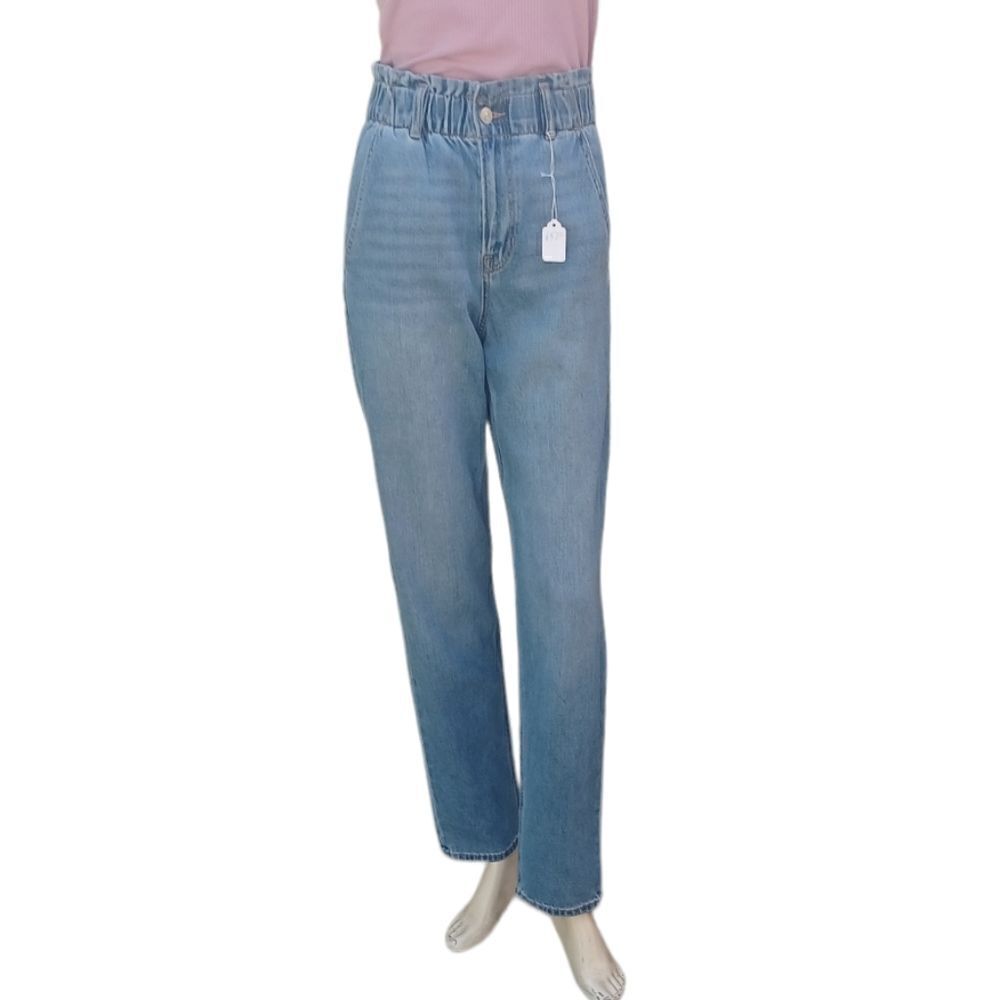 657234...American Eagle Straight Leg Jeans Size 2, W24", 29" Inseam 11" Rise